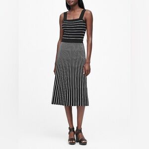 Banana Republic knit midi striped dresss